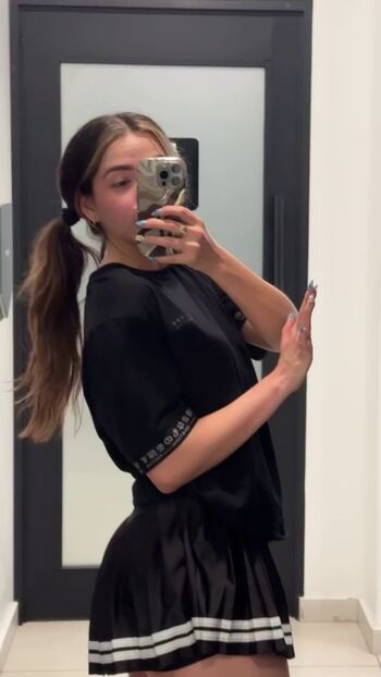 Full leaked Amevs page private photo