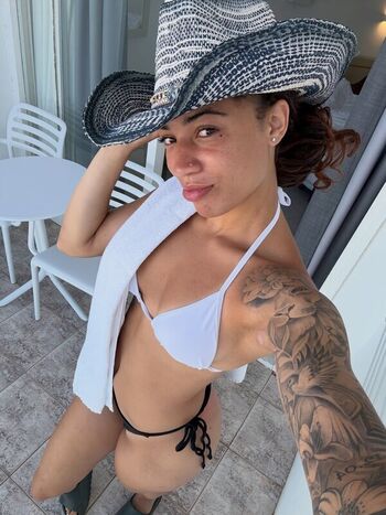 Full leaked Amiah simmons page private photo