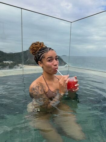 Full leaked Amiah simmons private photo