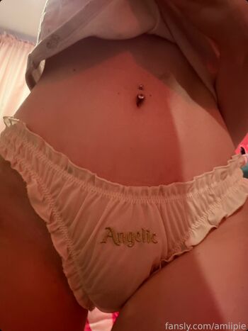 Full leaked Amiipie page private photo