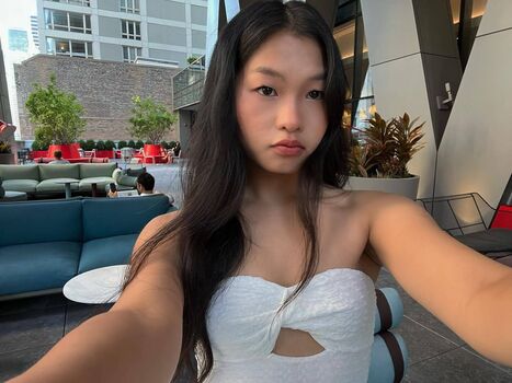 Full leaked Amina li page private photo