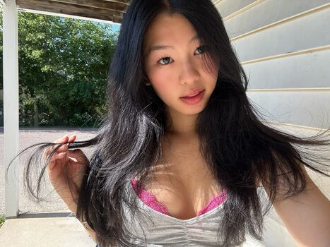 Full leaked Amina li private photo
