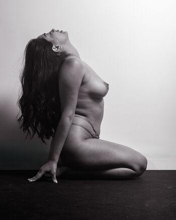 Full leaked Amina model private photo