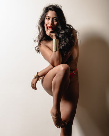 Full leaked Amina model private photo