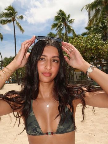 Full leaked Amira brar private photo