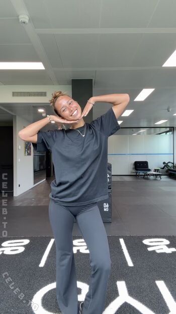 Full leaked Amira dahl private photo