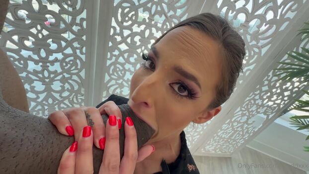 Full leaked Amirah adara page private photo