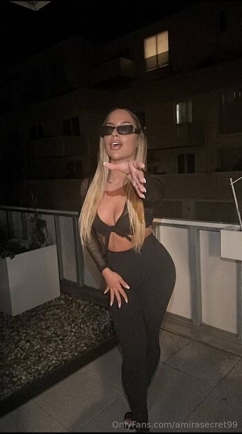 Full leaked Amirasecret page private photo