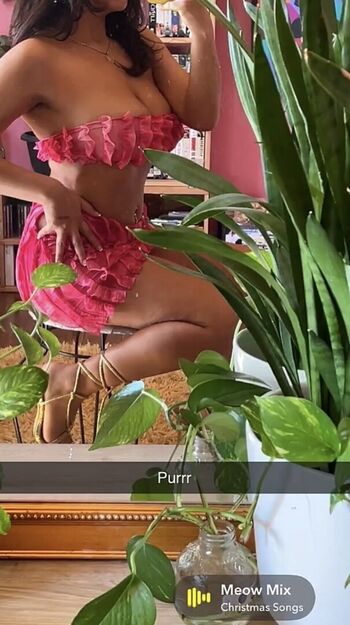Full leaked Amorpuro private photo