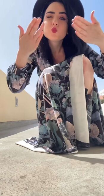 Full leaked Amy roberts private photo