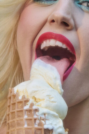 Full leaked Amy taylor private photo