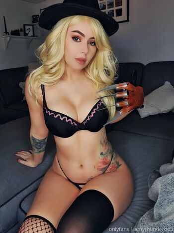 Full leaked Amy thunderbolt page private photo