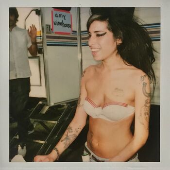 Full leaked Amy wine private photo