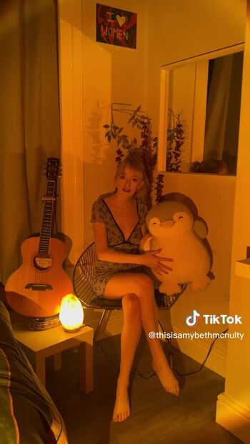 Full leaked Amybeth mcnulty private photo