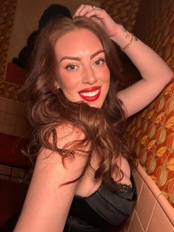 Full leaked Amydoesthings private photo