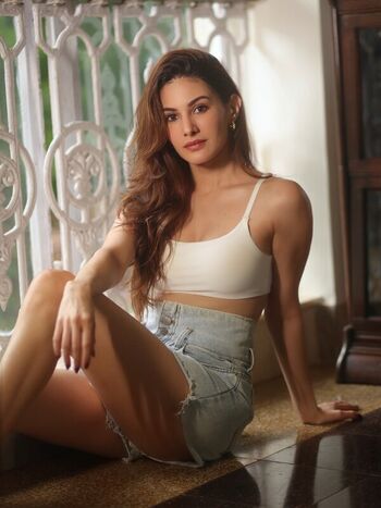 Amyra Dastur
