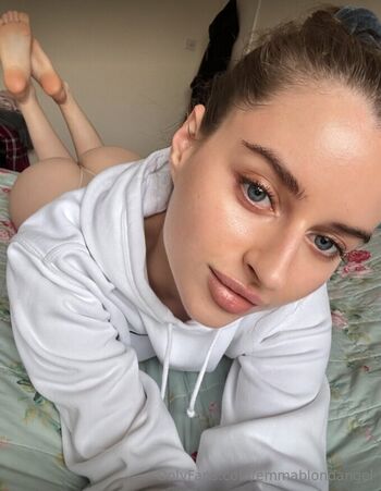 Full leaked Amywinestine private photo