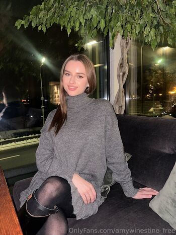Full leaked Amywinestine private photo