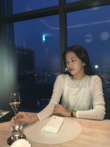 Full leaked An yujin private photo