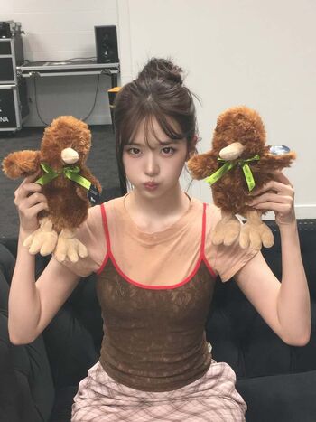 An Yujin 안유진 |