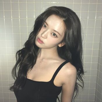 Full leaked An yujin private photo