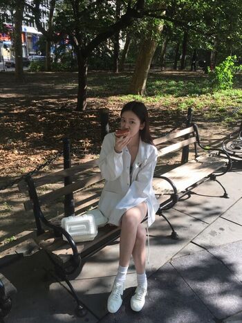Full leaked An yujin private photo