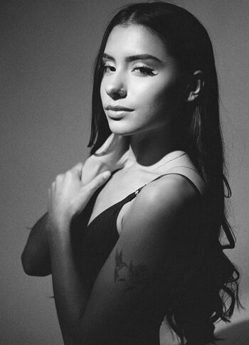 Full leaked Ana mcroski private photo