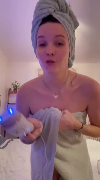 Full leaked Ana swhite private photo