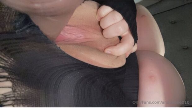 Full leaked Anababee private photo