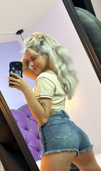 Full leaked Anadavis private photo