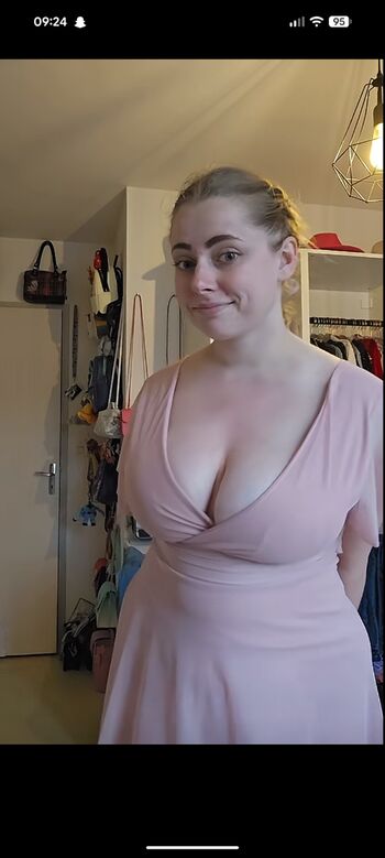 Full leaked Anais private photo