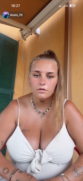 Full leaked Anaisanais  page private photo