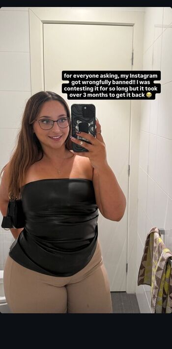 Full leaked Anakakfit private photo