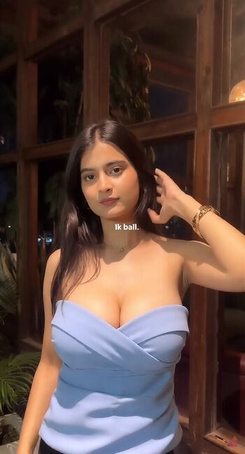 Full leaked Ananya panday private photo