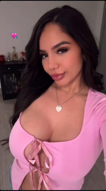 Full leaked Andrea private photo