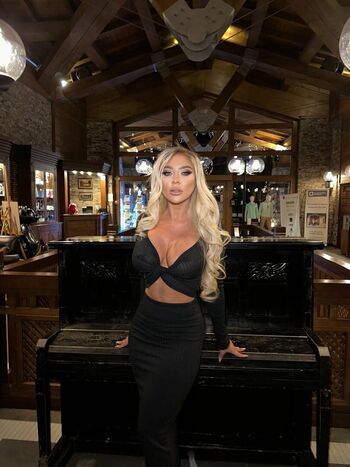 Full leaked Andrea bulgaria private photo