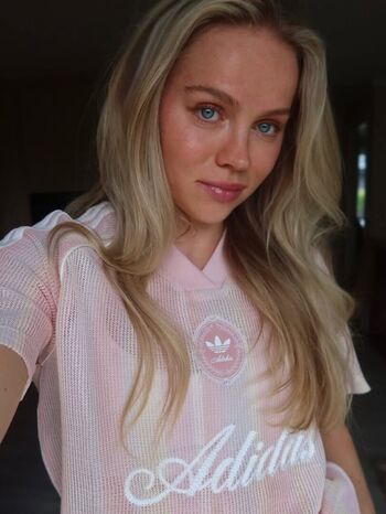 Full leaked Andrea rooth private photo