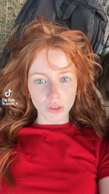 Full leaked Anek private photo