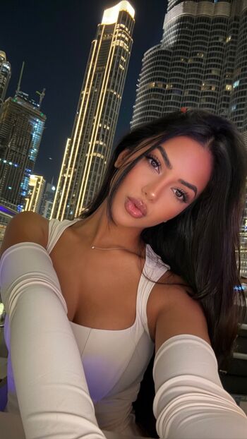 Full leaked Aneeqa farid page private photo