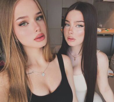 Full leaked Aneylyverst private photo