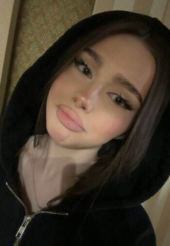 Full leaked Aneylyverst private photo
