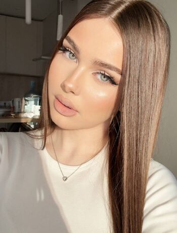 Full leaked Aneylyverst private photo