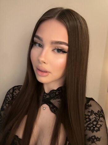 Full leaked Aneylyverst private photo