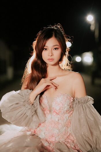 Full leaked Angel khang private photo