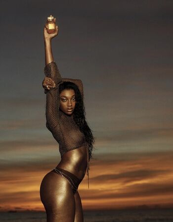 Full leaked Angel reese private photo