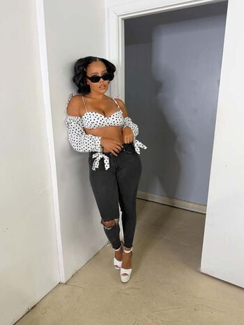 Full leaked Angela simmons private photo