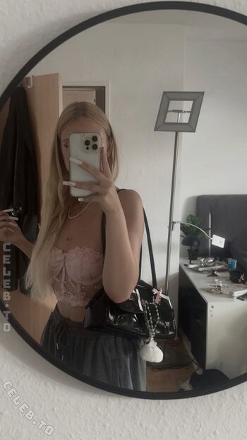 Full leaked Angelchiara private photo