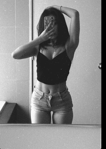Full leaked Angellowee private photo