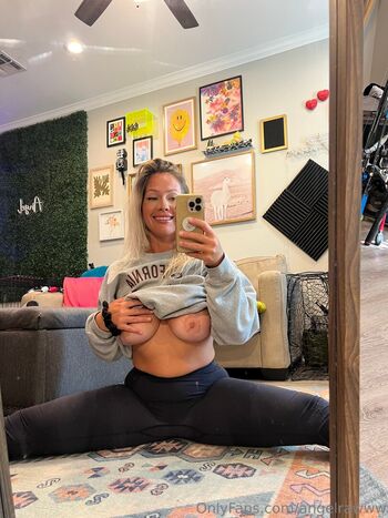Full leaked Angelrawww page private photo