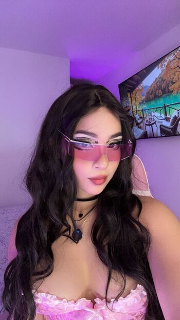 angelrouusee1